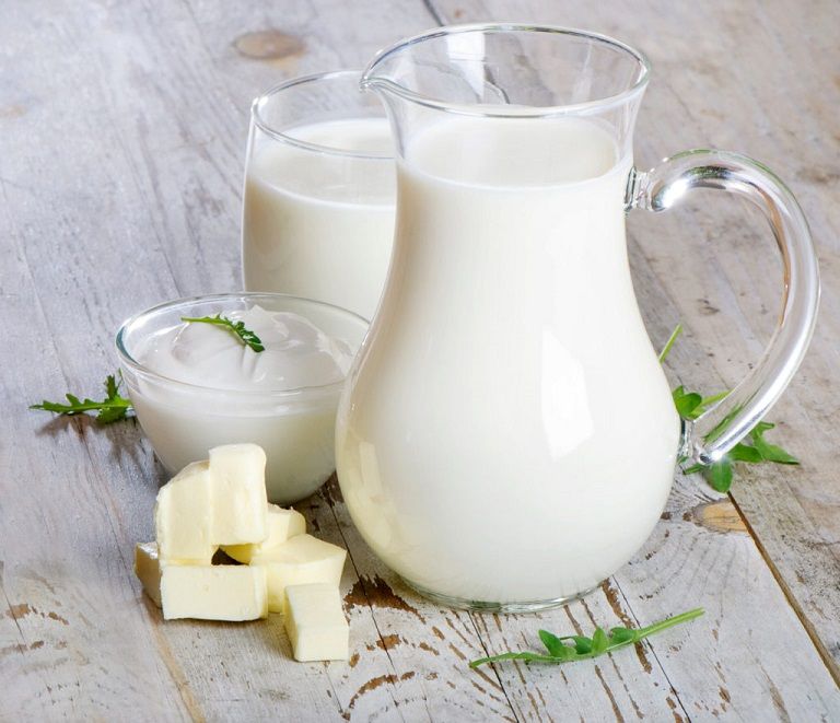 Người bị dị ứng lactose rất khó tiêu hóa các thức ăn từ bơ, sữa,...