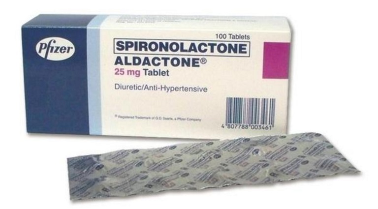 Spironolacton là một trong những loại thuốc được dùng điều trị chứng phù ở người bệnh thận hư