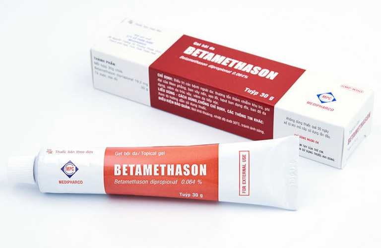 Betamethasone chứa Corticosteroids dạng bôi